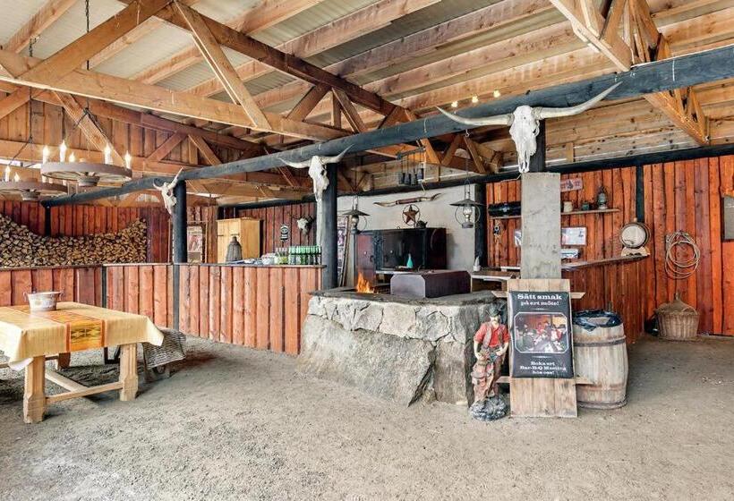 פנסיון J A Ranch Bed & Breakfast