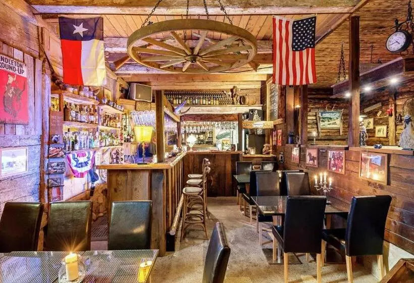 Majatalo J A Ranch Bed & Breakfast