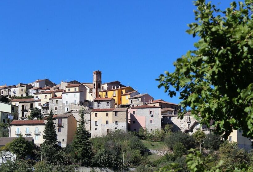 بنسيون La Chiazzolla