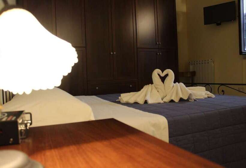 بنسيون La Chiazzolla