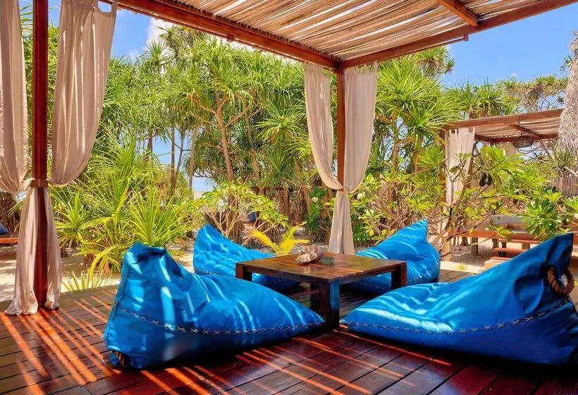 Majatalo Loedi Bungalows Rote