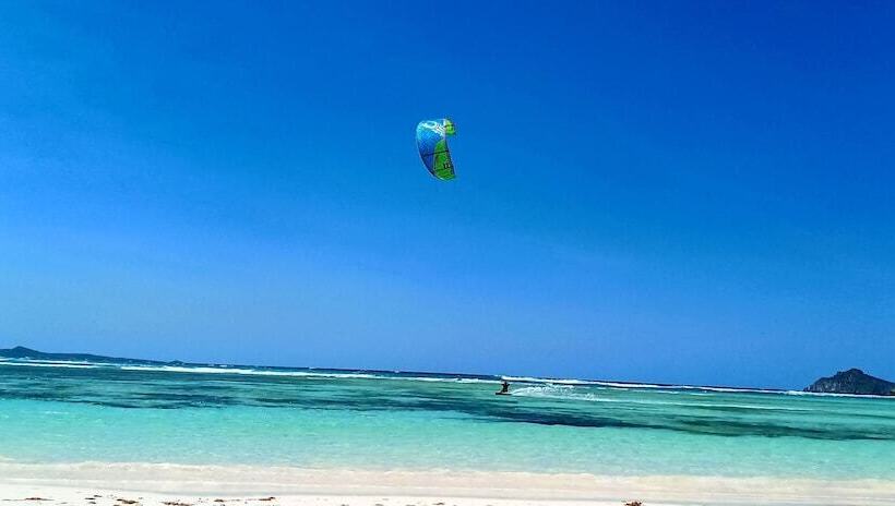 بنسيون Loedi Bungalows Rote