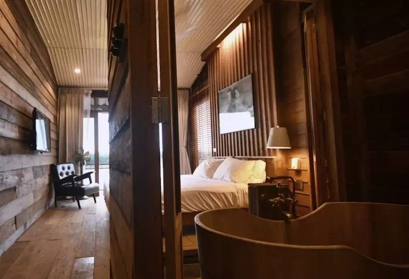پانسیون Suneta Hostel Chiangkhan