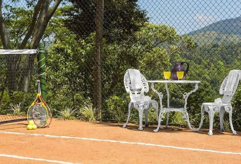 Pension Taylors Hill