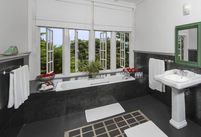 Pension Taylors Hill