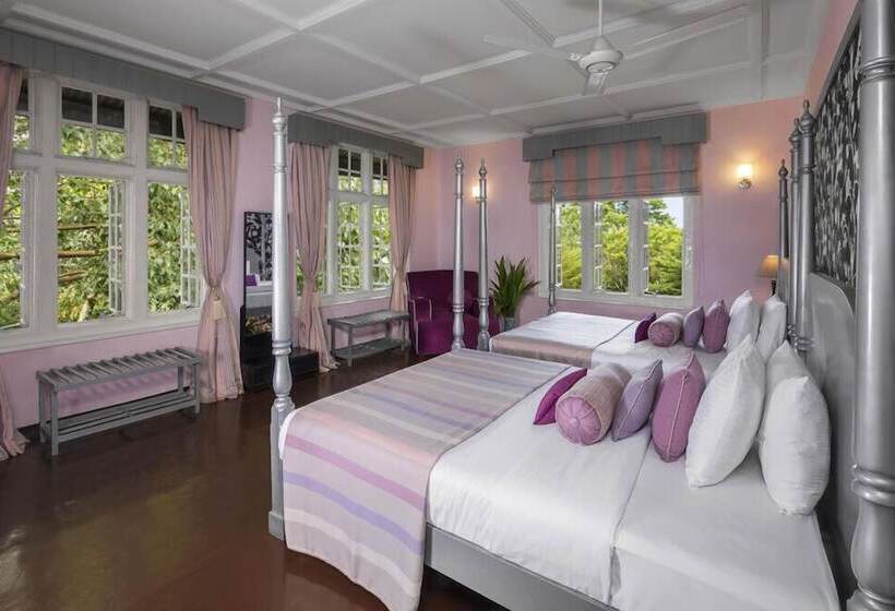 Pension Taylors Hill