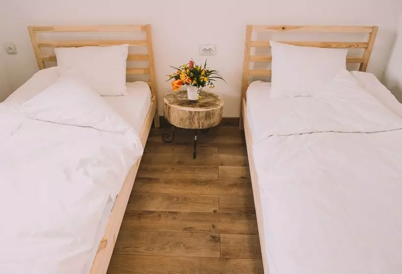 Majatalo Valea Cu Ponei