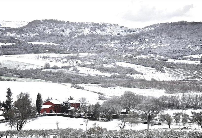 Tenuta Mandia Agriturismo La Tavernola
