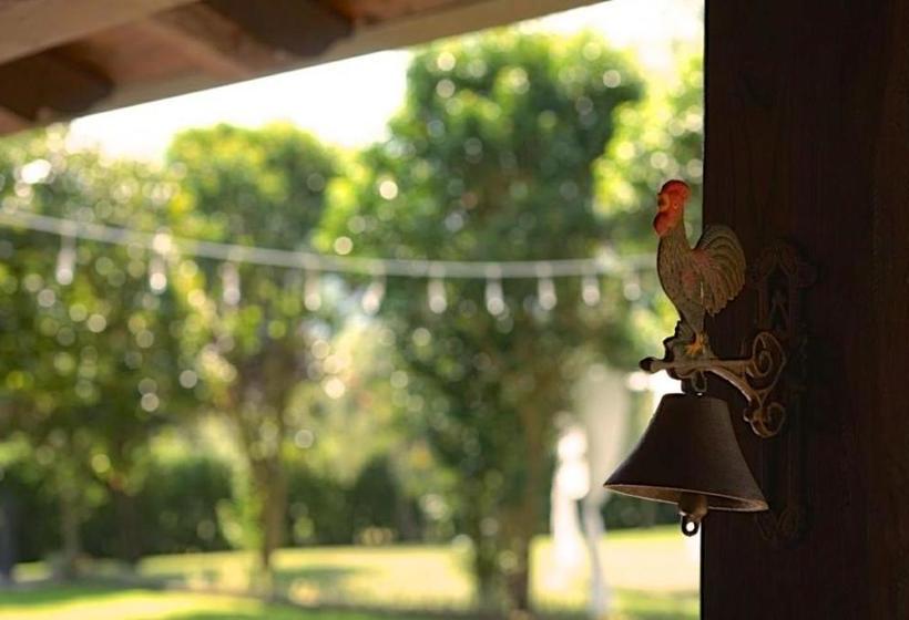 Tenuta Mandia Agriturismo La Tavernola