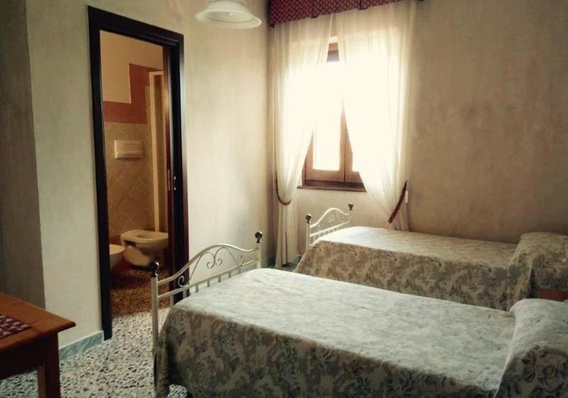 Tenuta Mandia Agriturismo La Tavernola