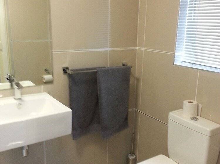 Tri Angle B&b And Wellness Salon