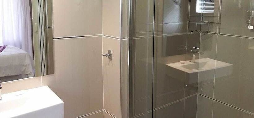 Tri Angle B&b And Wellness Salon