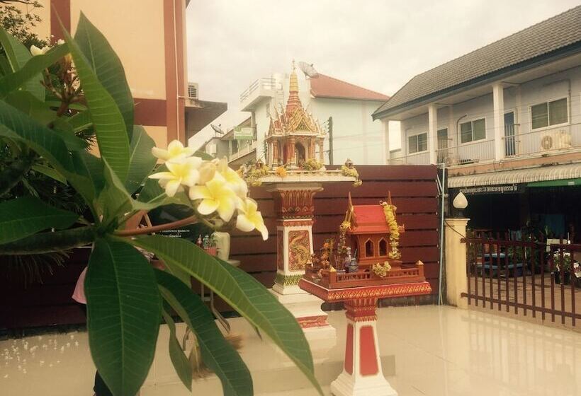 Viengfa Hotel Bicycle And Run