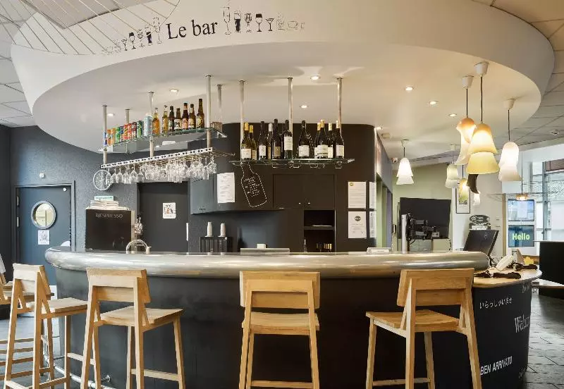 ホテル B&B Home Paris Nord 18ème