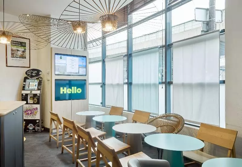ホテル B&B Home Paris Nord 18ème