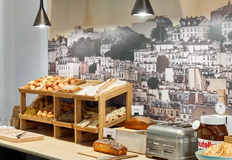 ホテル B&B Home Paris Nord 18ème