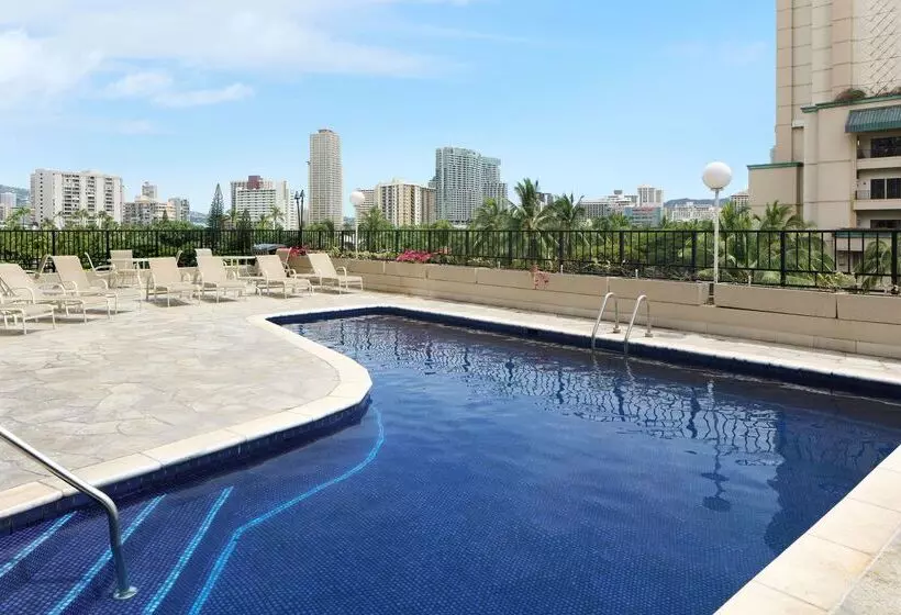 هتل Aqua Palms Waikiki