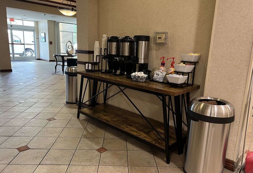 فندق Best Western Ontario Mills Mall