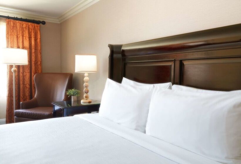 فندق Best Western Ontario Mills Mall