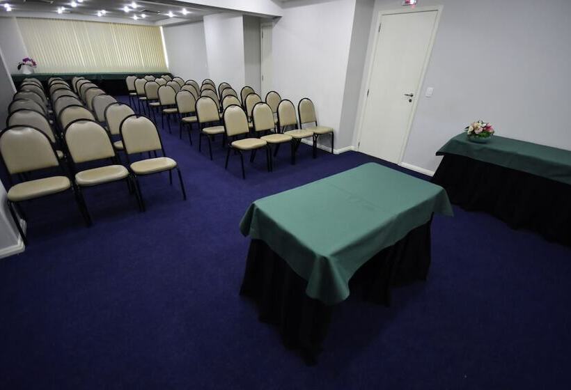 Central Park Hotel By Bourbon