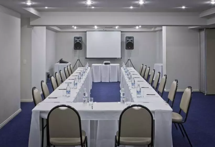 Central Park Hotel By Bourbon