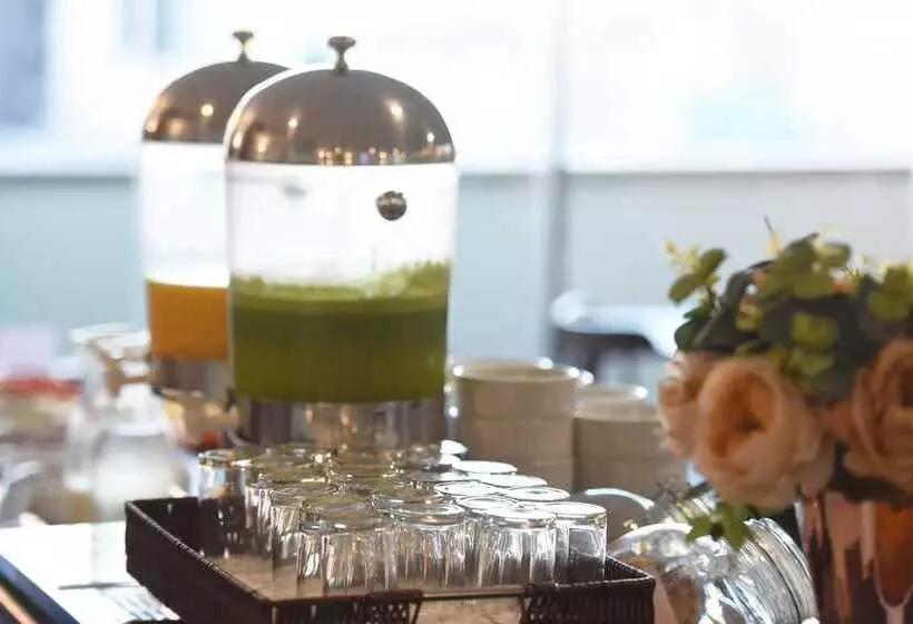 Central Park Hotel By Bourbon