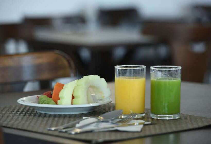 Central Park Hotel By Bourbon