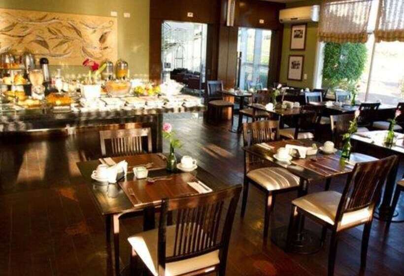 ホテル Comfort Suites Londrina