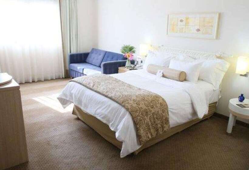 ホテル Comfort Suites Londrina