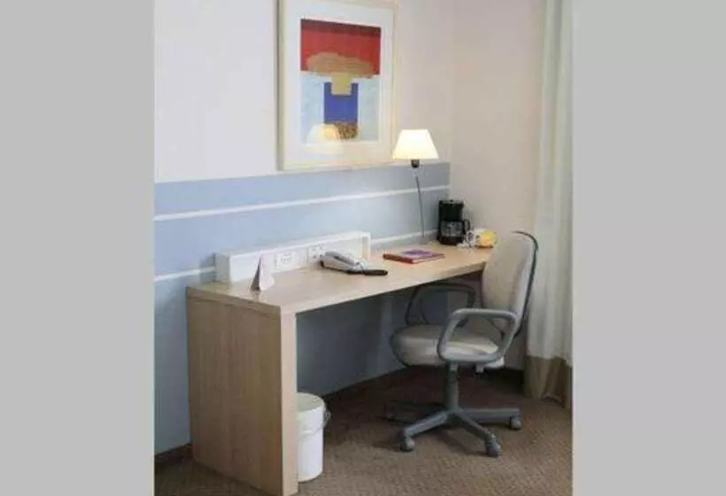 هتل Comfort Suites Londrina