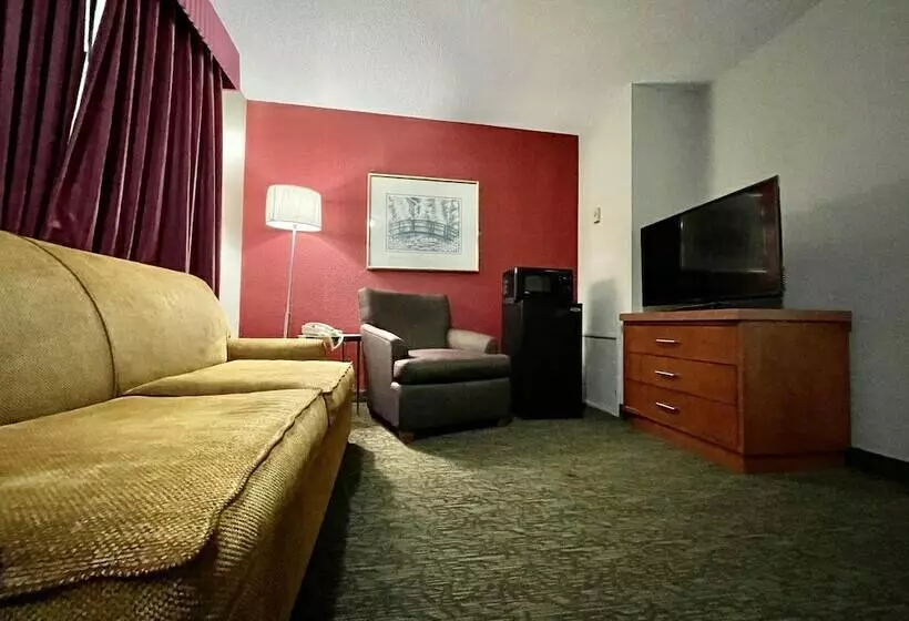 호텔 Fairbridge Inn & Suites Fort Wayne
