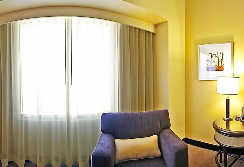 בית מלון כפרי Fantasy Springs Resort Casino