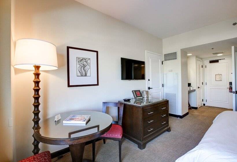 בית מלון כפרי Fantasy Springs Resort Casino