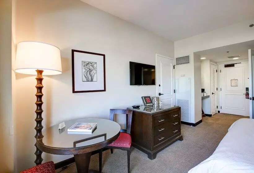 酒店 Fantasy Springs Resort Casino