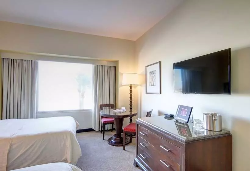 酒店 Fantasy Springs Resort Casino