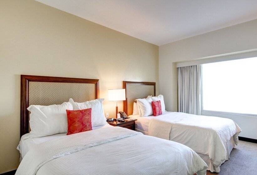 בית מלון כפרי Fantasy Springs Resort Casino