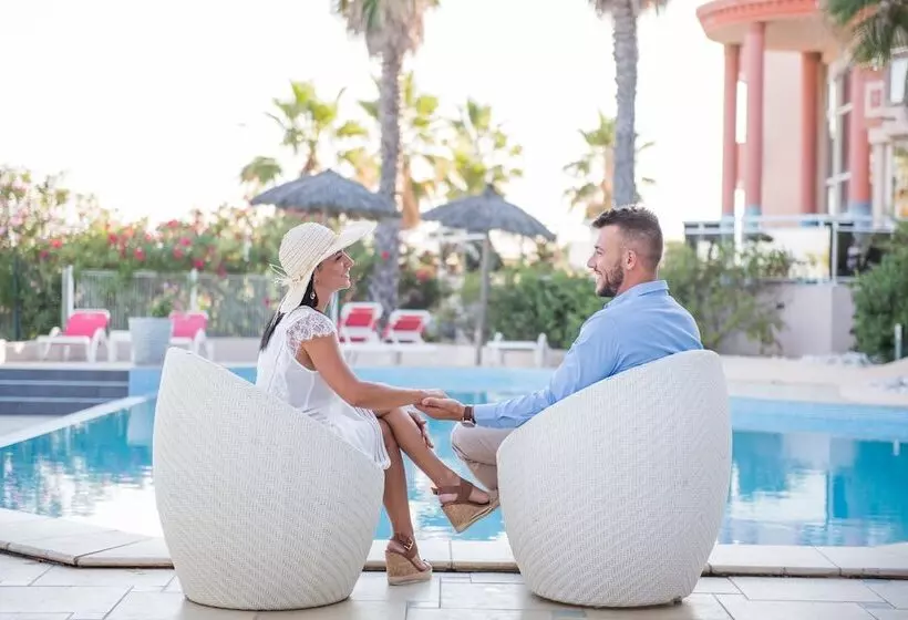 Hotel Grand Hôtel Les Flamants Roses Thalasso & Spa