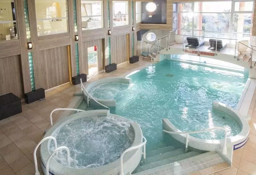 Hotel Grand Hôtel Les Flamants Roses Thalasso & Spa