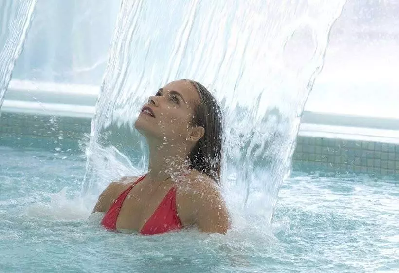 Hotel Grand Hôtel Les Flamants Roses Thalasso & Spa