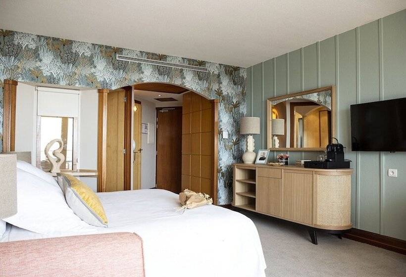 هتل Grand Hôtel Les Flamants Roses Thalasso & Spa