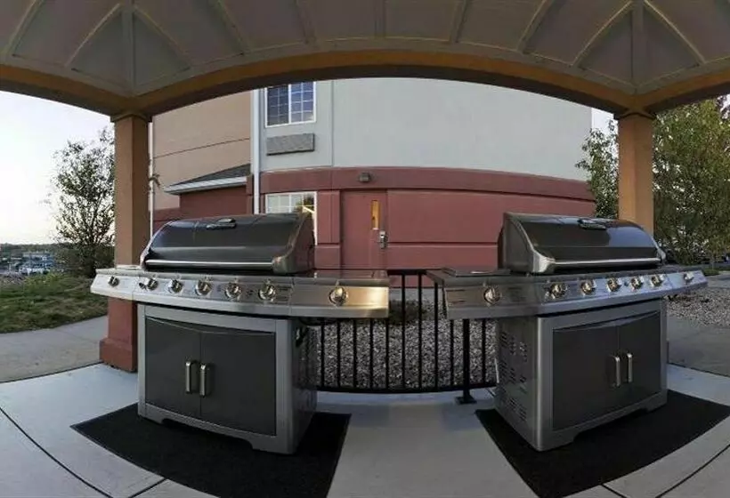 فندق Mainstay Suites Hartford Meriden