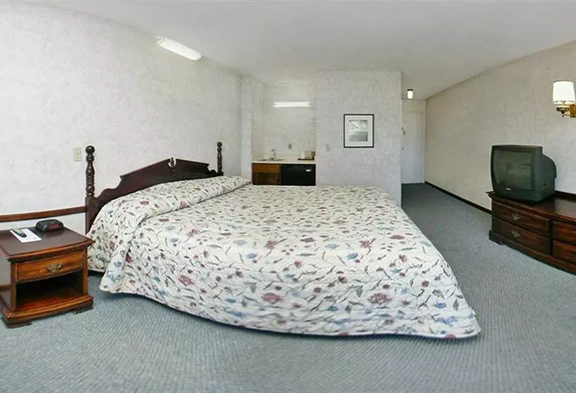 ホテル Hilltop Inn Of Vermont