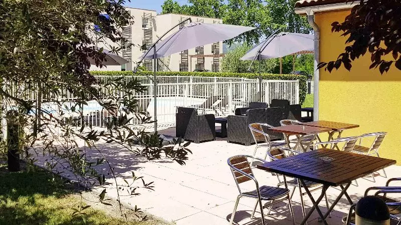 فندق Ibis Manosque Cadarache