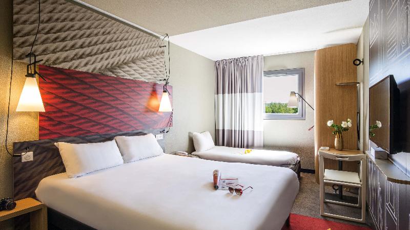 هتل Ibis Manosque Cadarache