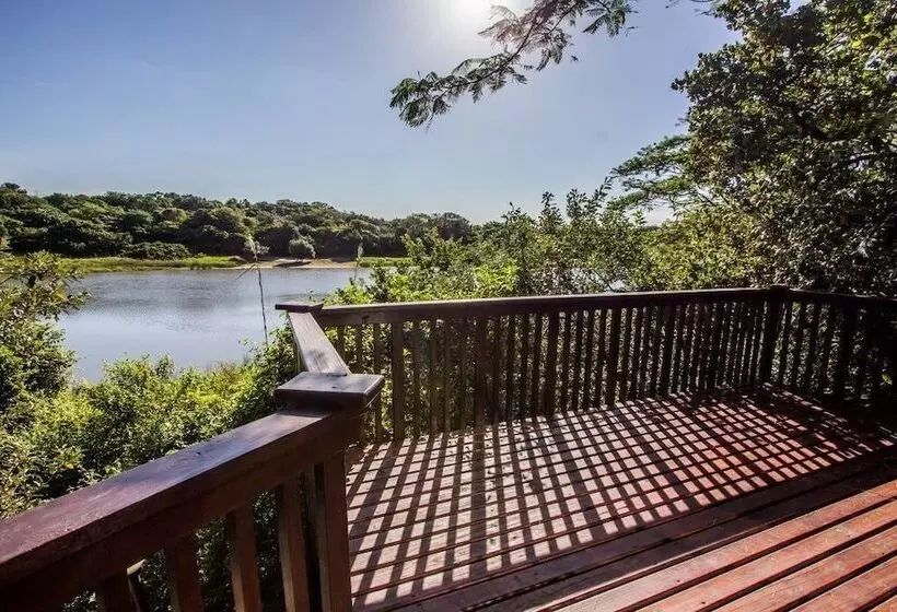 ホテル Imvubu Lodge