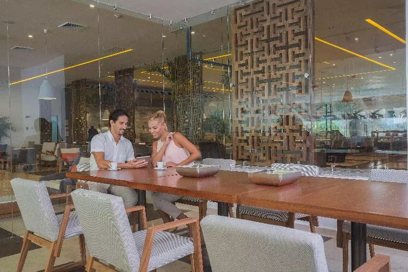 ホテル Intercontinental Presidente Cancun Resort