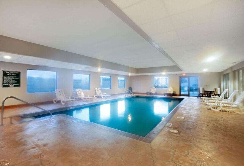 فندق La Quinta Inn & Suites By Wyndham Omaha Airport Downtown