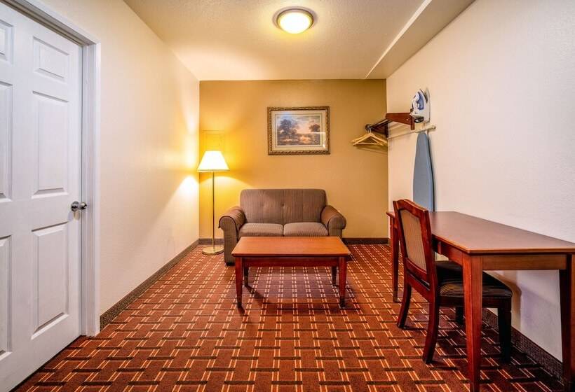فندق Regency Inn & Suites Downey