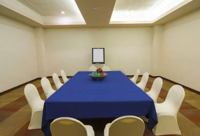 호텔 Tesoro Los Cabos