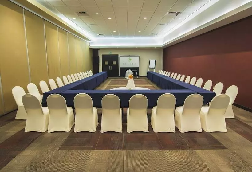 호텔 Tesoro Los Cabos